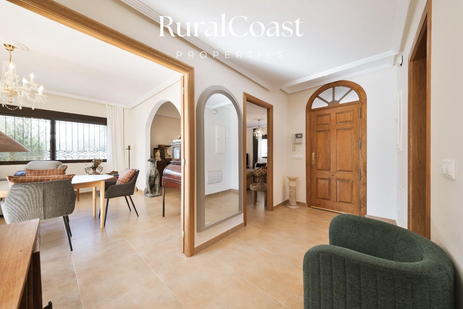 4 soveværelse Villa til salg i Busot med swimmingpool garage - € 535.000 (Ref: 10155745)