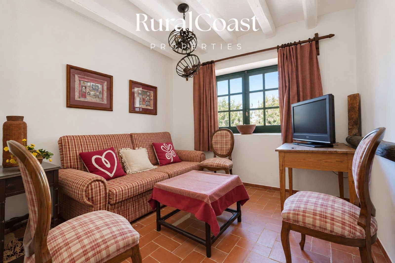 5 bedroom Villa for sale in La Torre de les Macanes with garage - € 415,000 (Ref: 10158181)