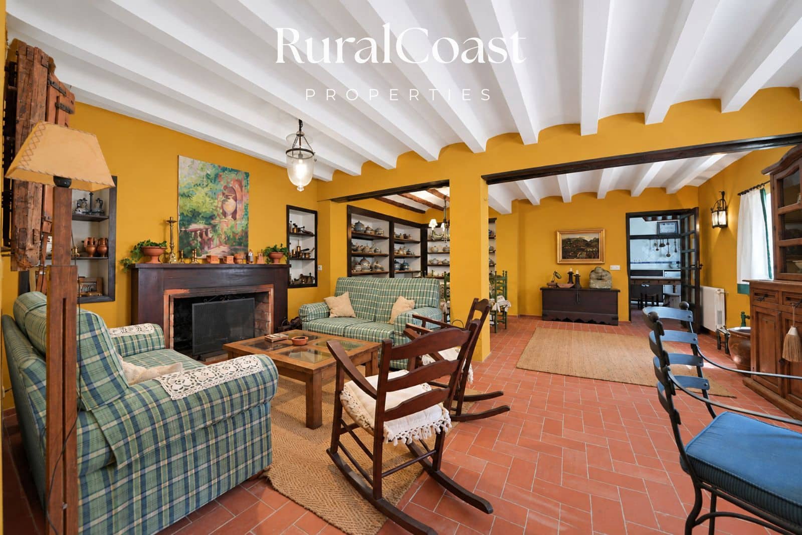 5 bedroom Villa for sale in La Torre de les Macanes with garage - € 415,000 (Ref: 10158181)