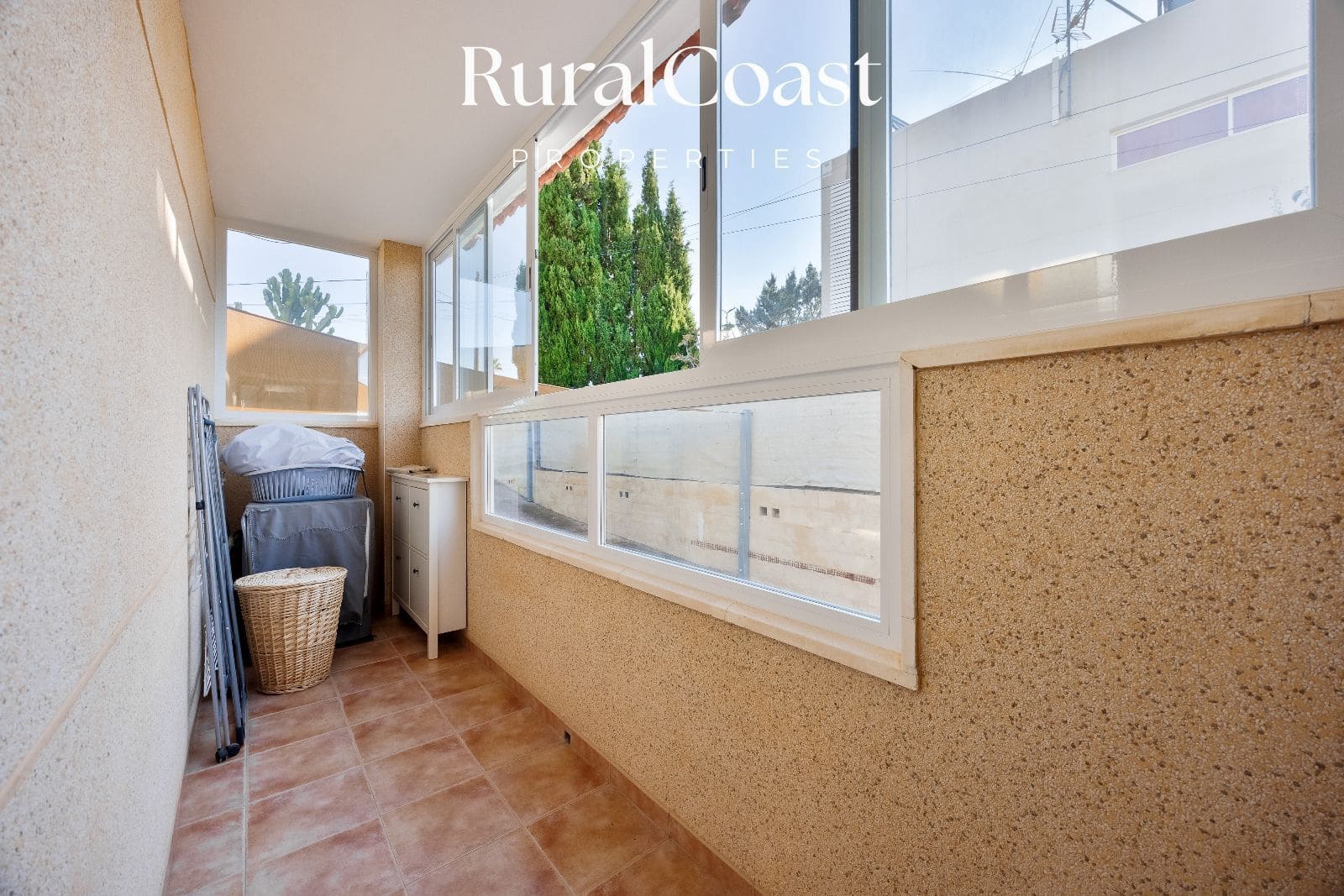 5 soveværelse Villa til salg i Busot med swimmingpool - € 499.000 (Ref: 10158500)