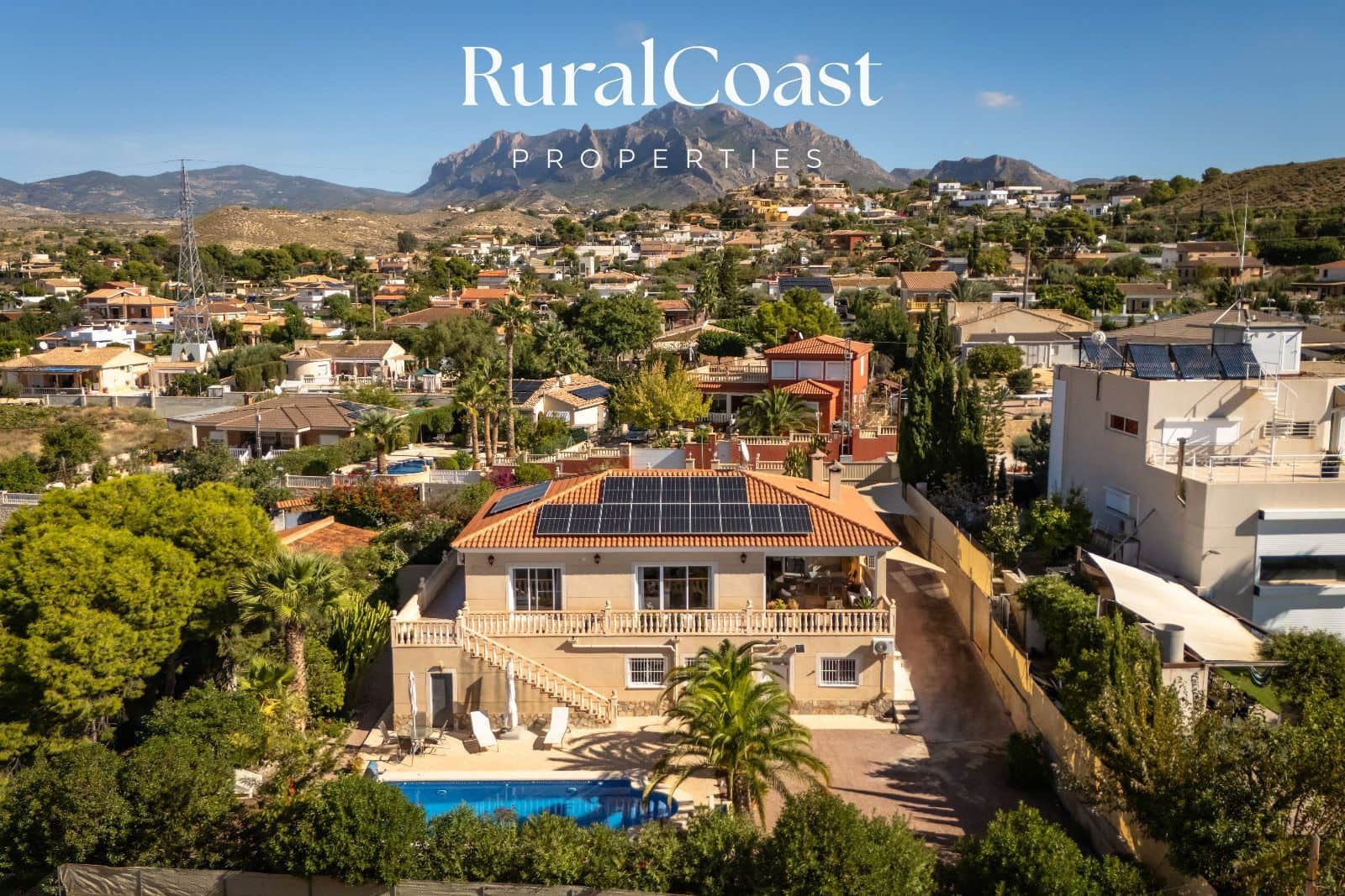 5 soveværelse Villa til salg i Busot med swimmingpool - € 499.000 (Ref: 10158500)