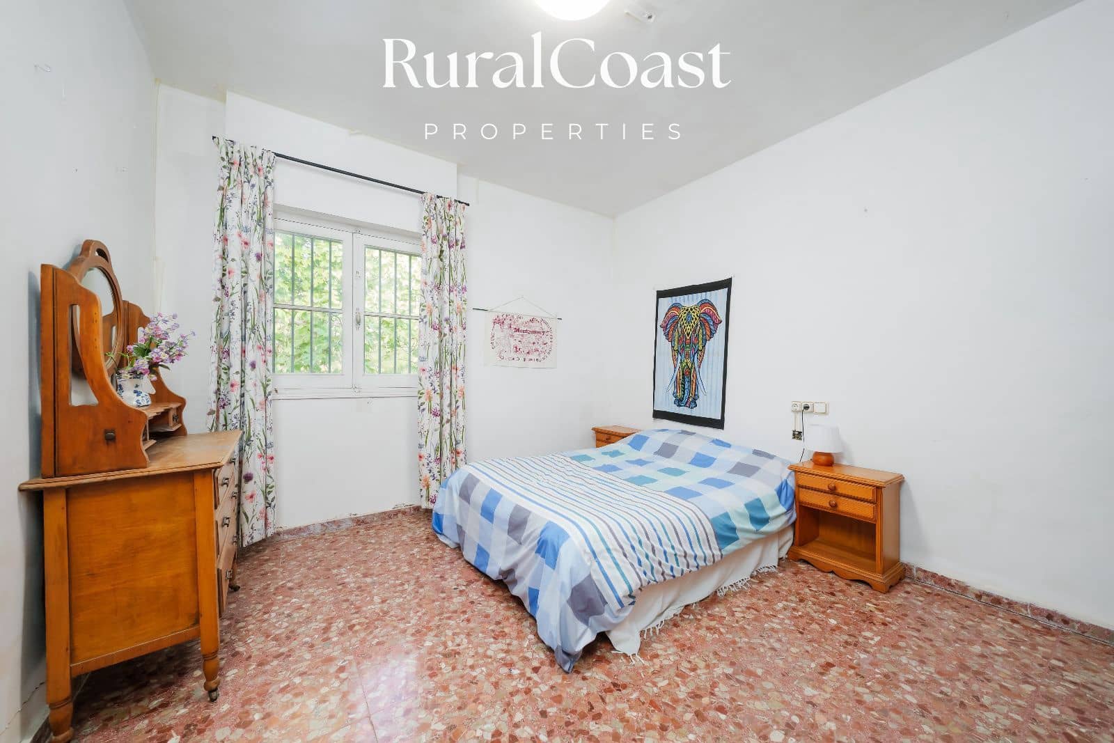 Chalet de 6 habitaciones en Jijona / Xixona en venta con piscina garaje - 250.000 € (Ref: 10181023)