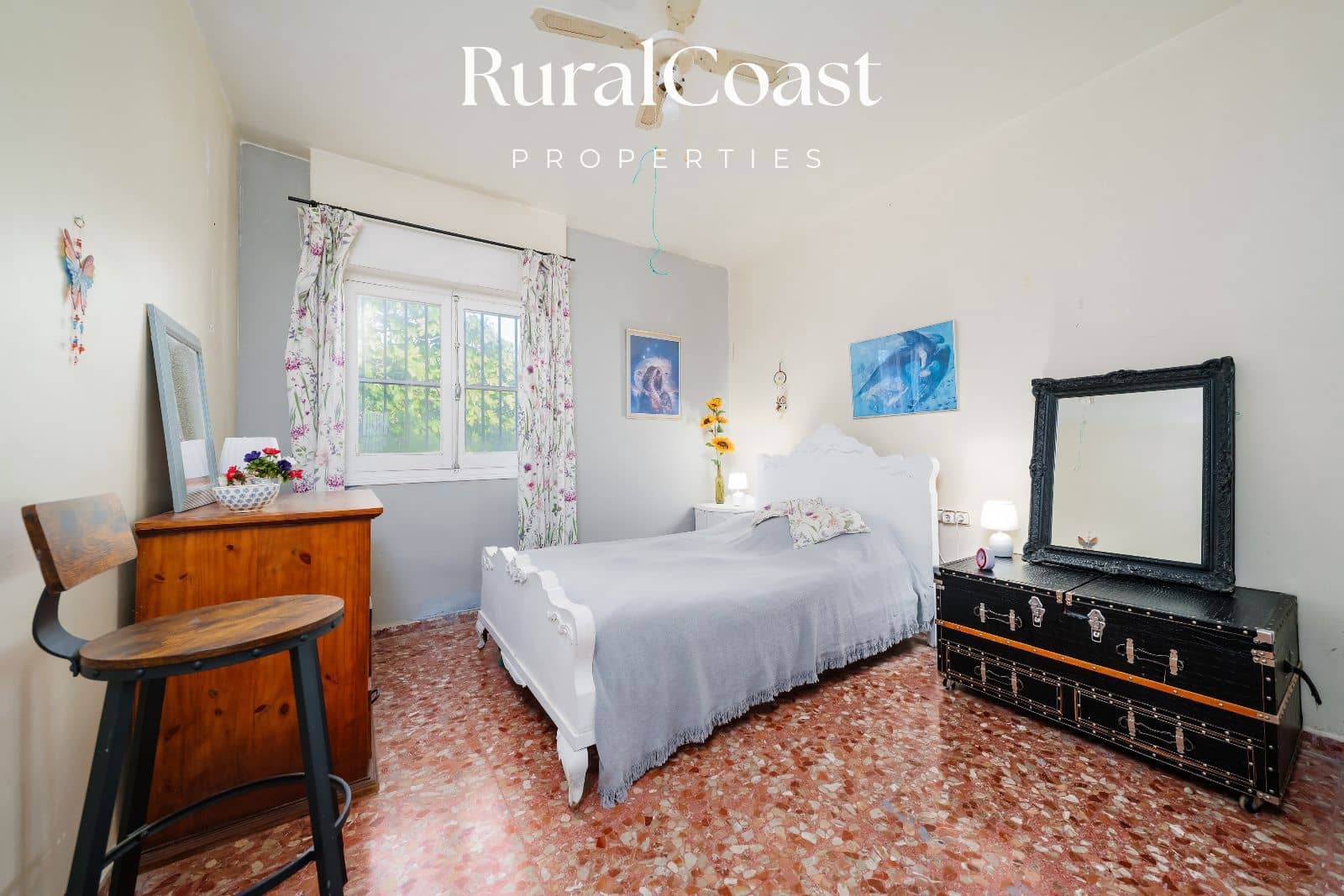 Chalet de 6 habitaciones en Jijona / Xixona en venta con piscina garaje - 250.000 € (Ref: 10181023)
