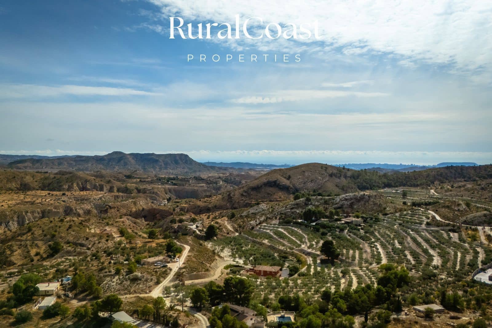Chalet de 6 habitaciones en Jijona / Xixona en venta con piscina garaje - 250.000 € (Ref: 10181023)