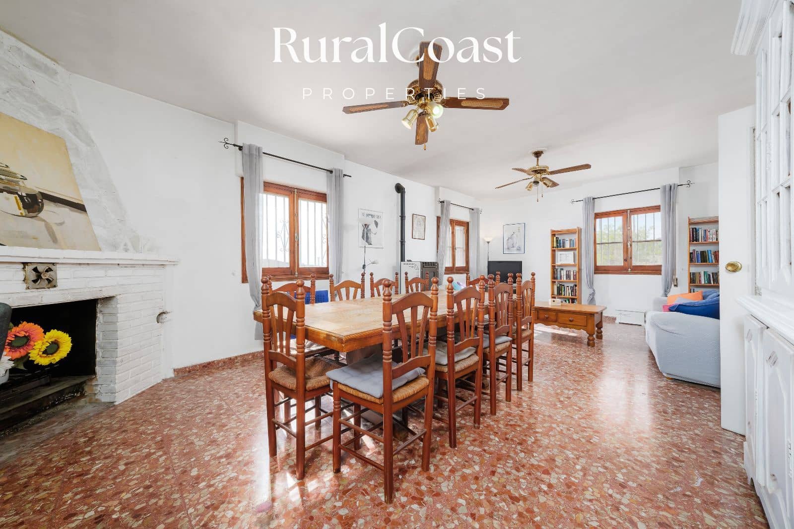 Chalet de 6 habitaciones en Jijona / Xixona en venta con piscina garaje - 250.000 € (Ref: 10181023)