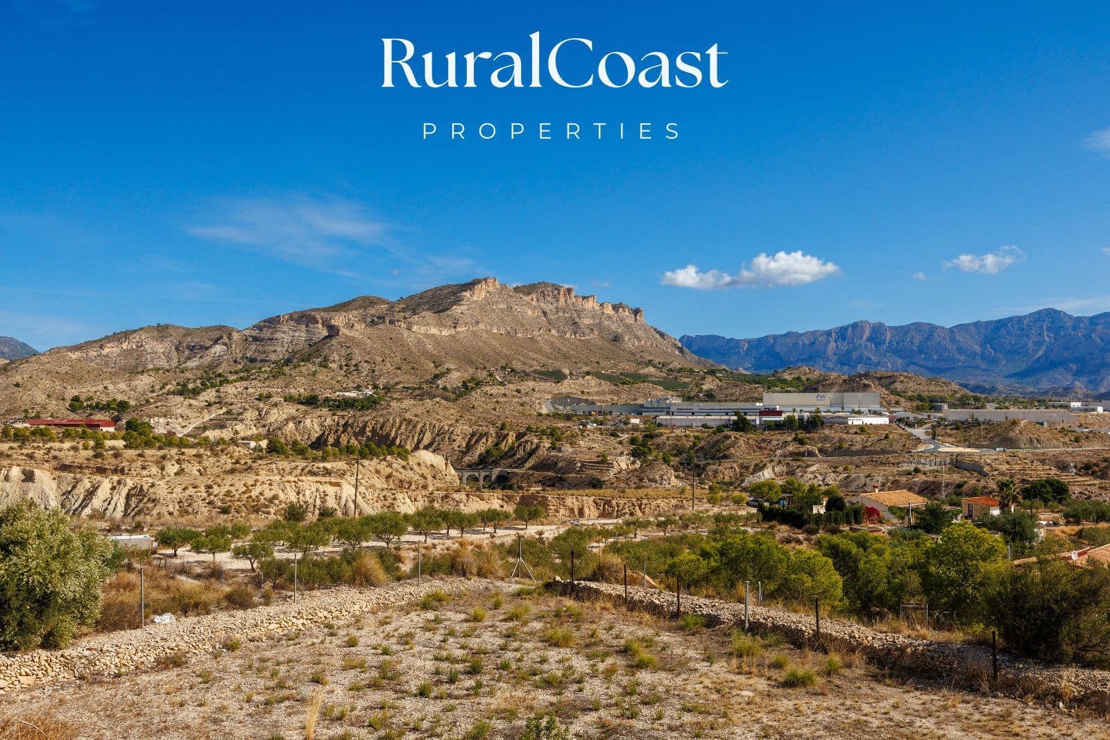 Chalet de 6 habitaciones en Jijona / Xixona en venta con piscina garaje - 250.000 € (Ref: 10181023)