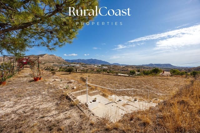 Chalet de 6 habitaciones en Jijona / Xixona en venta con piscina garaje - 250.000 € (Ref: 10181023)