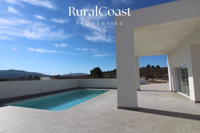 3 Zimmer Villa zu verkaufen in La Romana mit Pool - 335.000 € (Ref: 6128888)