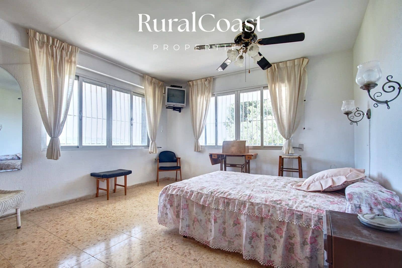 5 slaapkamer Villa te koop in Busot met zwembad - € 595.000 (Ref: 6911941)