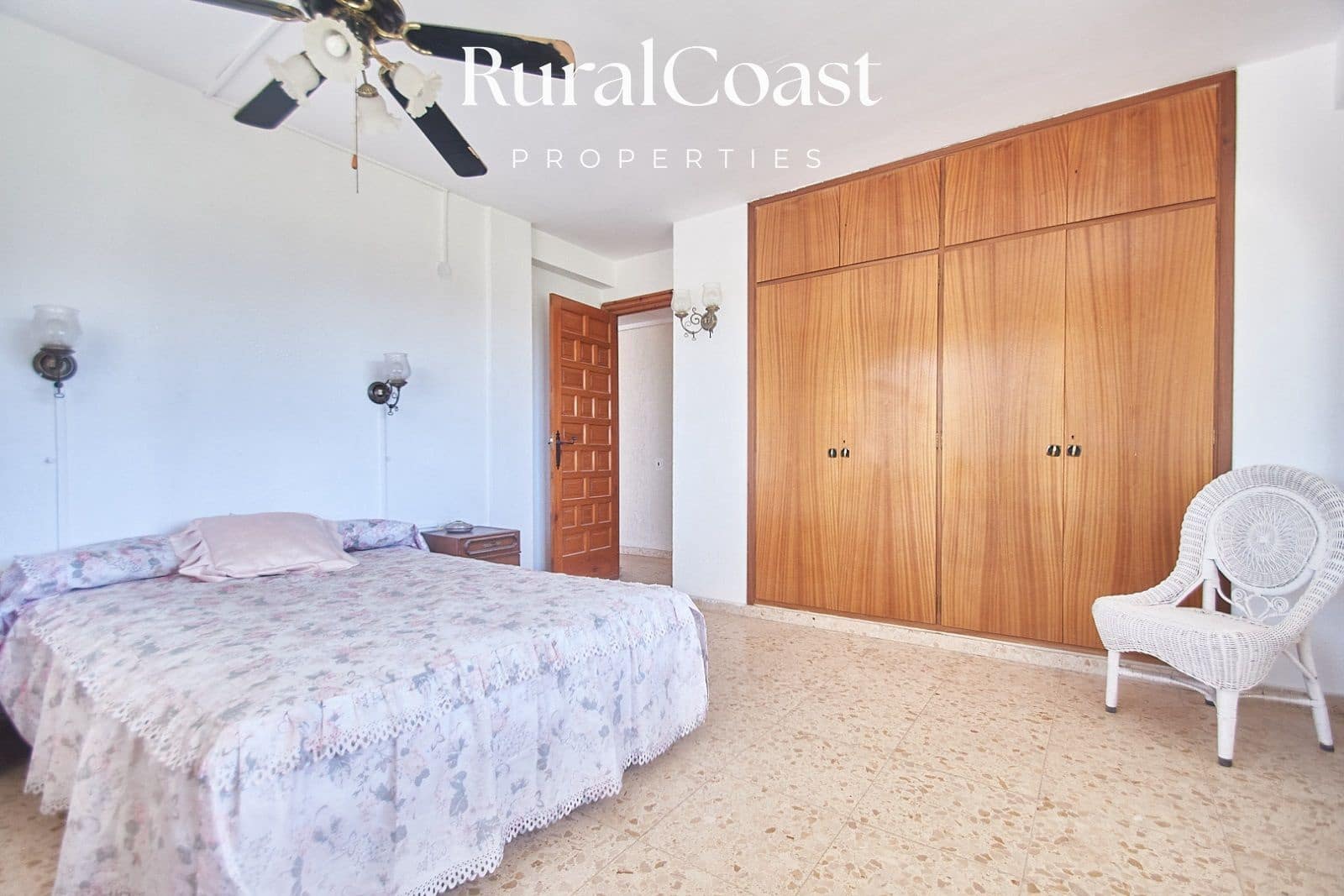 5 slaapkamer Villa te koop in Busot met zwembad - € 595.000 (Ref: 6911941)