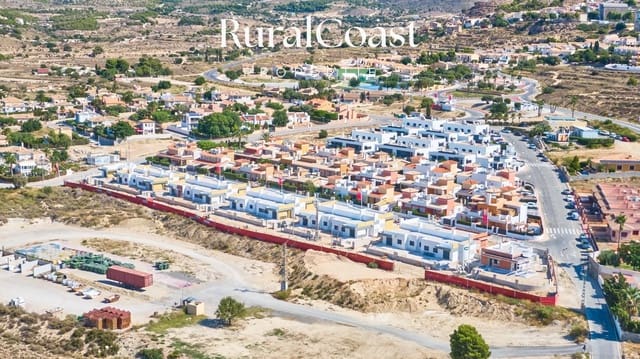 3 slaapkamer Villa te koop in Busot met zwembad garage - € 409.000 (Ref: 7154766)