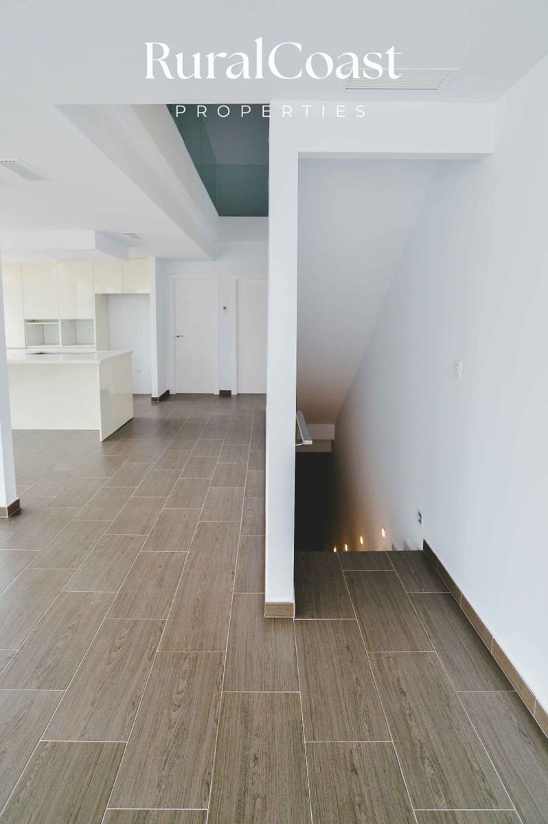 4 soveværelse Villa til salg i Gran Alacant med swimmingpool - € 534.000 (Ref: 7388231)