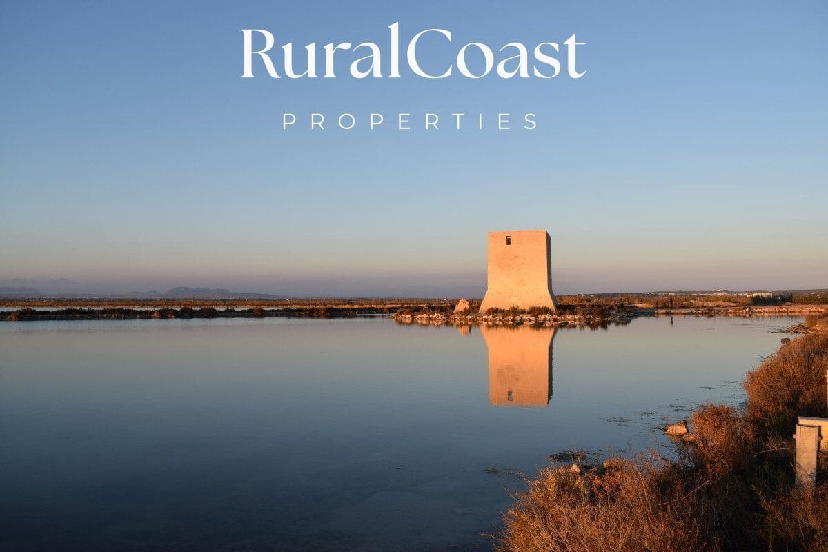 4 soveværelse Villa til salg i Gran Alacant med swimmingpool - € 534.000 (Ref: 7388231)