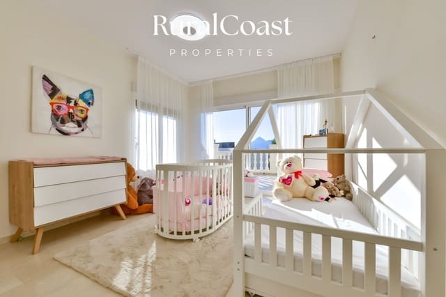 3 Zimmer Villa zu verkaufen in Altea mit Pool Garage - 950.000 € (Ref: 7403527)