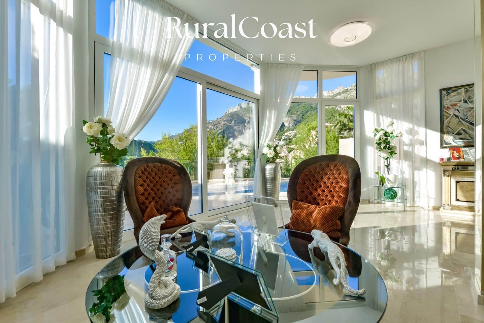 3 bedroom Villa for sale in Altea with pool garage - € 950,000 (Ref: 7403527)