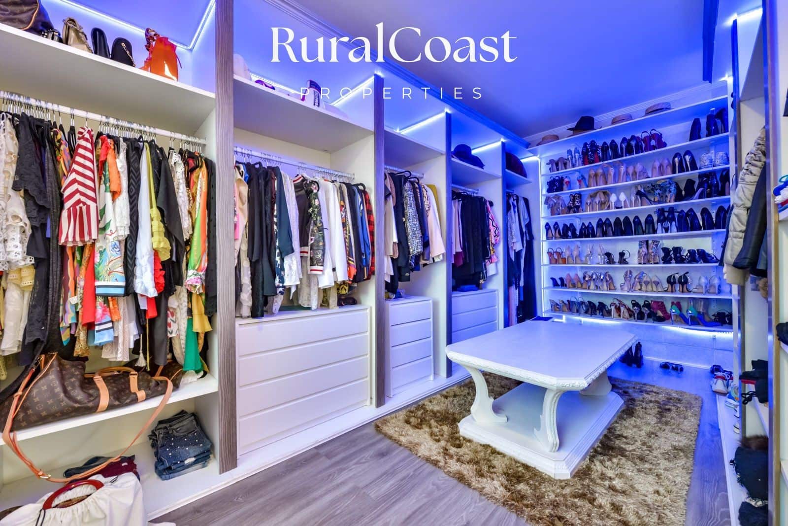 3 bedroom Villa for sale in Altea with pool garage - € 950,000 (Ref: 7403527)