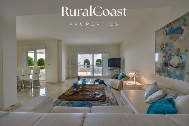 Piso de 4 habitaciones en Altea en venta con piscina garaje - 750.000 € (Ref: 7409150)