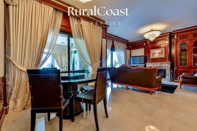 3 Zimmer Villa zu verkaufen in Altea mit Pool Garage - 880.000 € (Ref: 7409152)