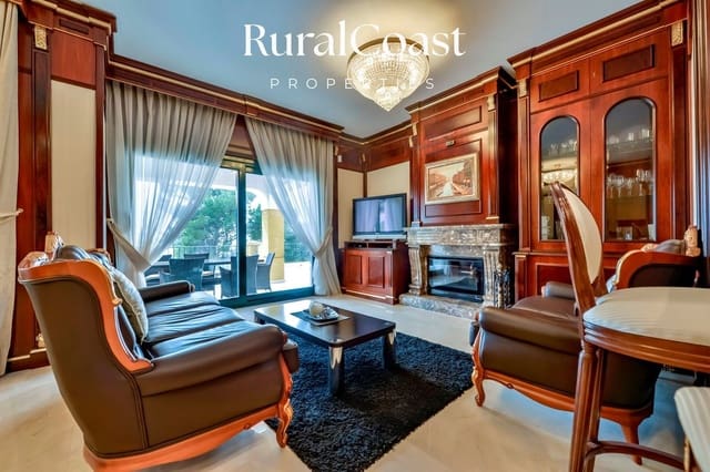 3 Zimmer Villa zu verkaufen in Altea mit Pool Garage - 880.000 € (Ref: 7409152)