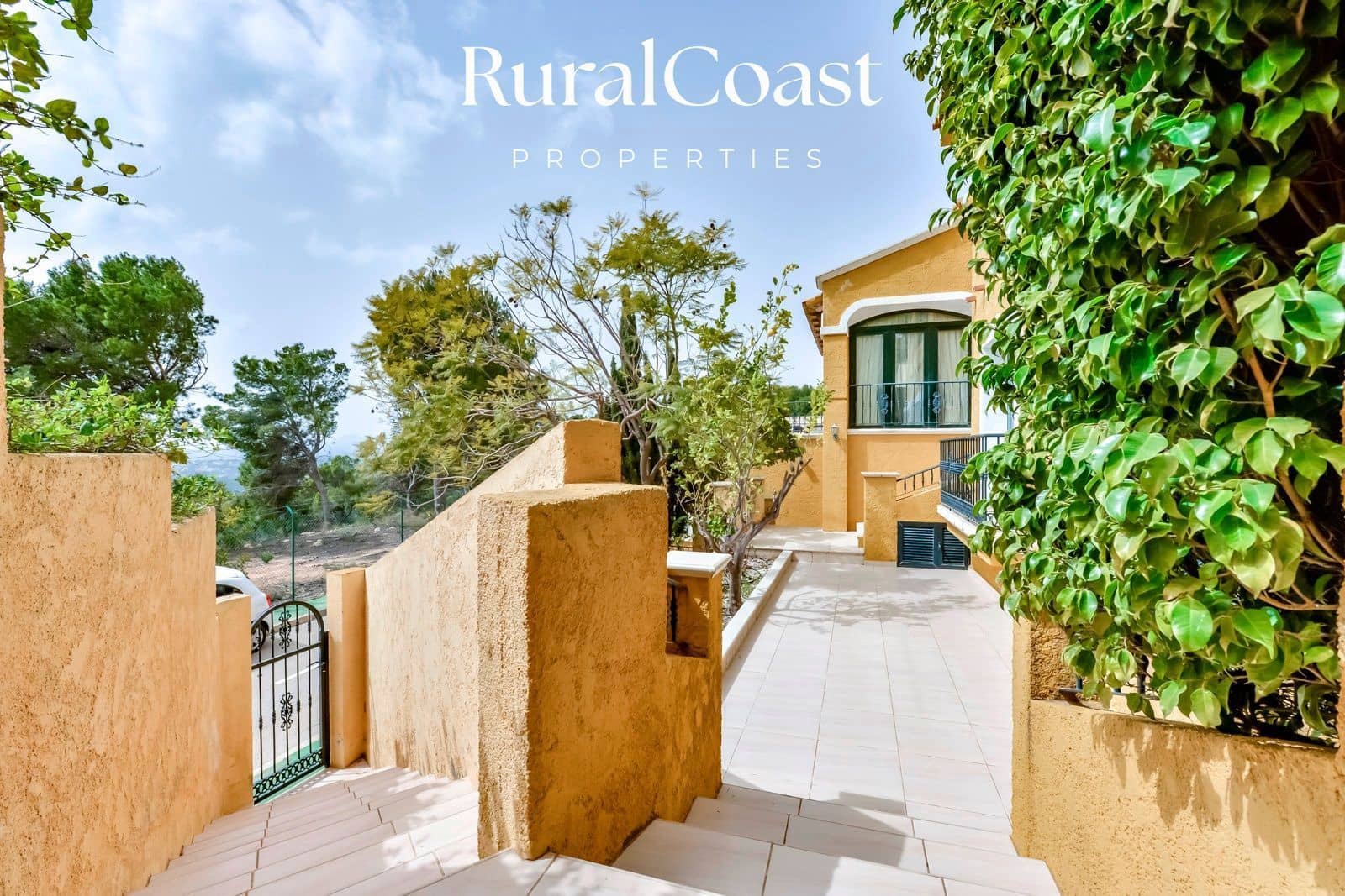 3 soveværelse Villa til salg i Altea med swimmingpool garage - € 880.000 (Ref: 7409152)