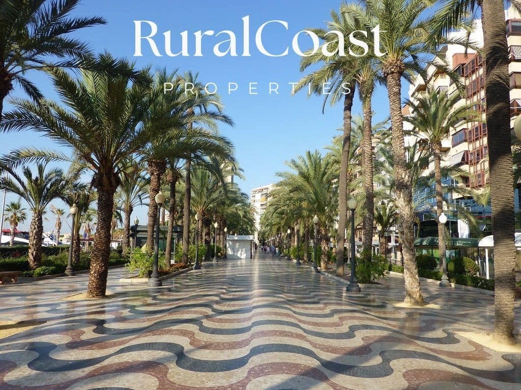 4 soveværelse Lejlighed til salg i Alicante by med swimmingpool garage - € 397.000 (Ref: 7452654)