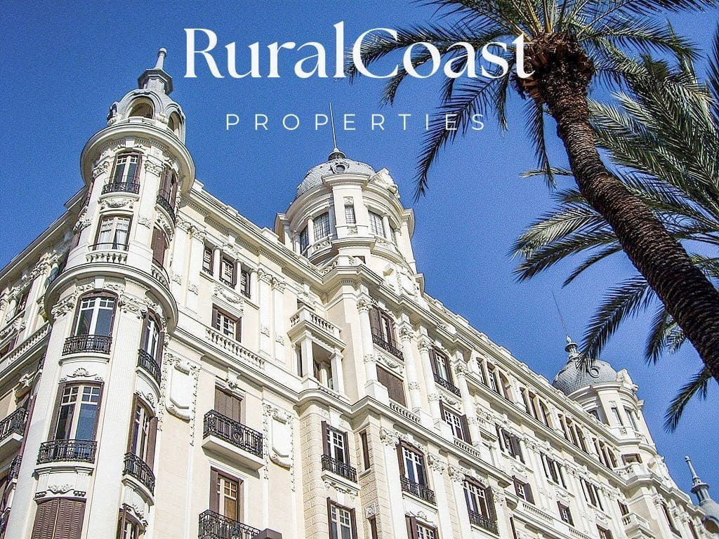 4 soveværelse Lejlighed til salg i Alicante by med swimmingpool garage - € 397.000 (Ref: 7452654)