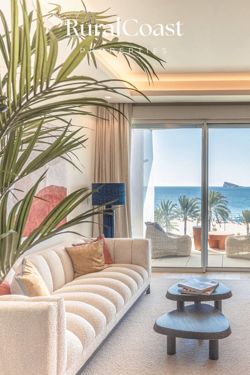 2 soverom Leilighet til salgs i Benidorm med svømmebasseng garasje - € 1 290 000 (Ref: 7533282)