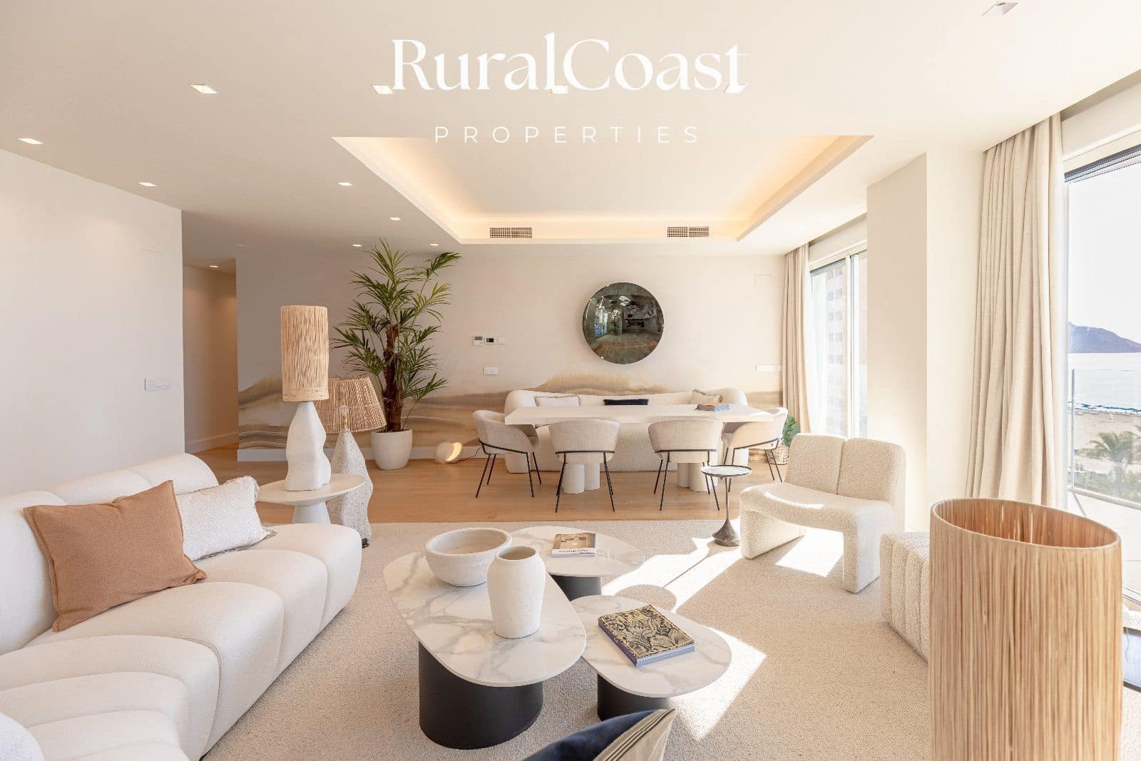 2 soverom Leilighet til salgs i Benidorm med svømmebasseng garasje - € 1 290 000 (Ref: 7533282)