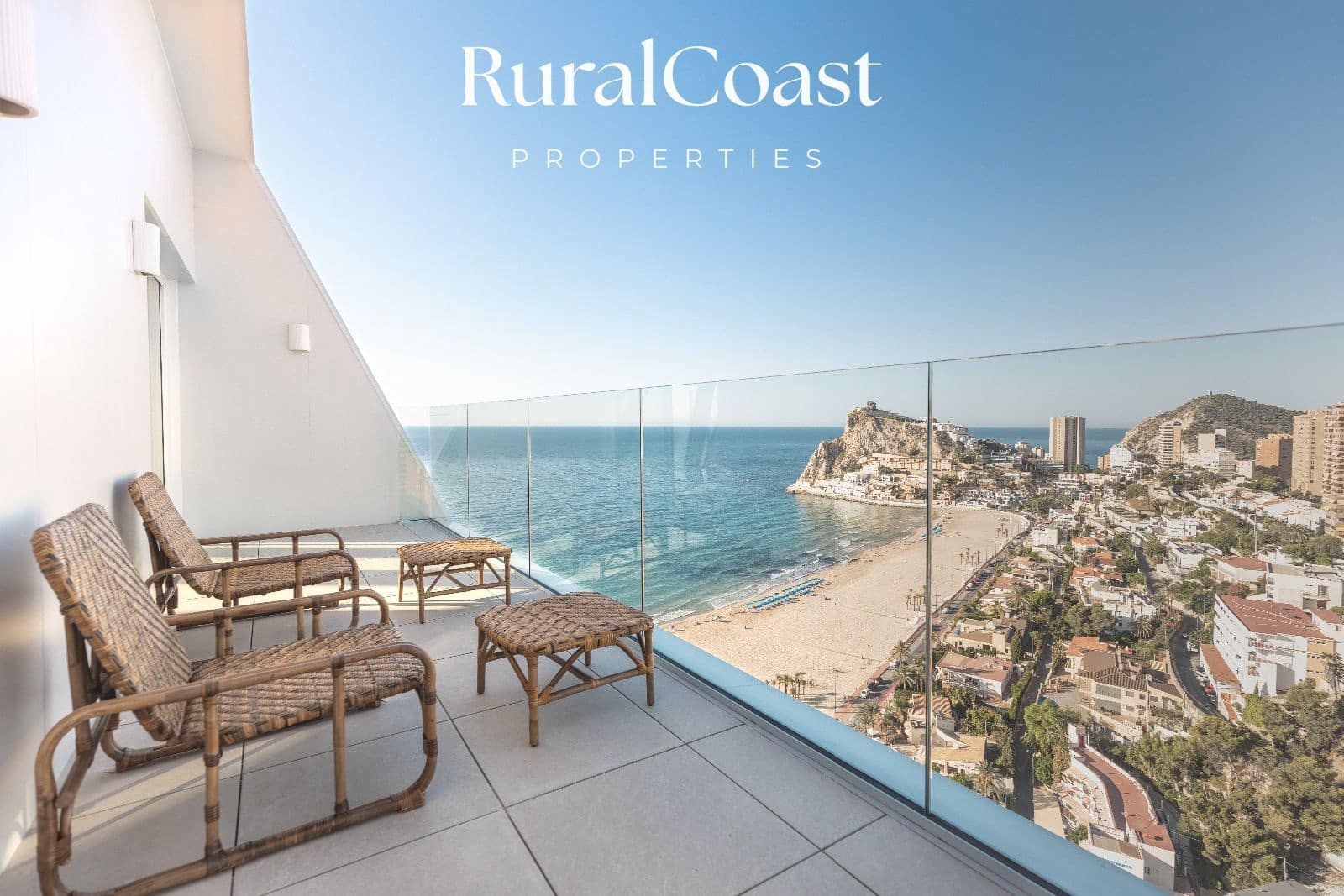 2 soverom Leilighet til salgs i Benidorm med svømmebasseng garasje - € 1 290 000 (Ref: 7533282)