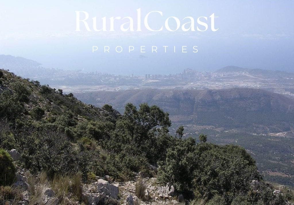 Chalet de 4 habitaciones en Finestrat en venta con piscina - 1.400.000 € (Ref: 7555300)