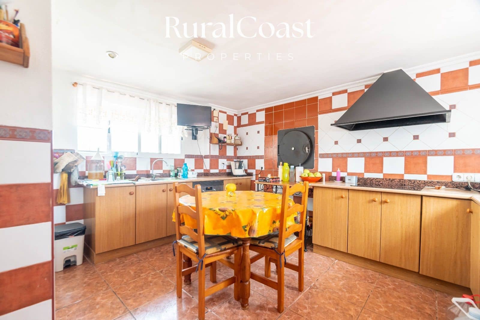 3 slaapkamer Villa te koop in Busot met garage - € 260.000 (Ref: 7664060)