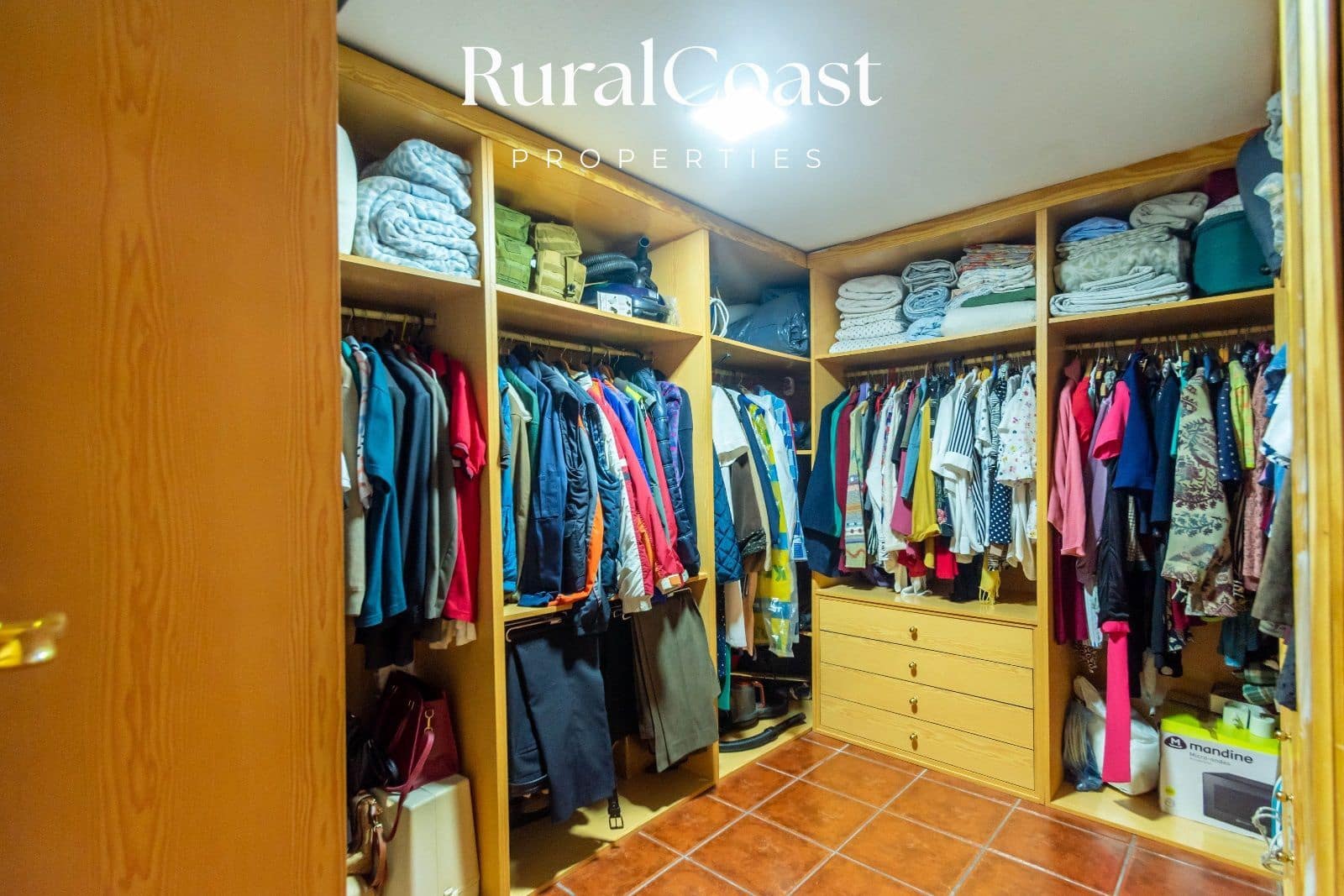 3 slaapkamer Villa te koop in Busot met garage - € 260.000 (Ref: 7664060)