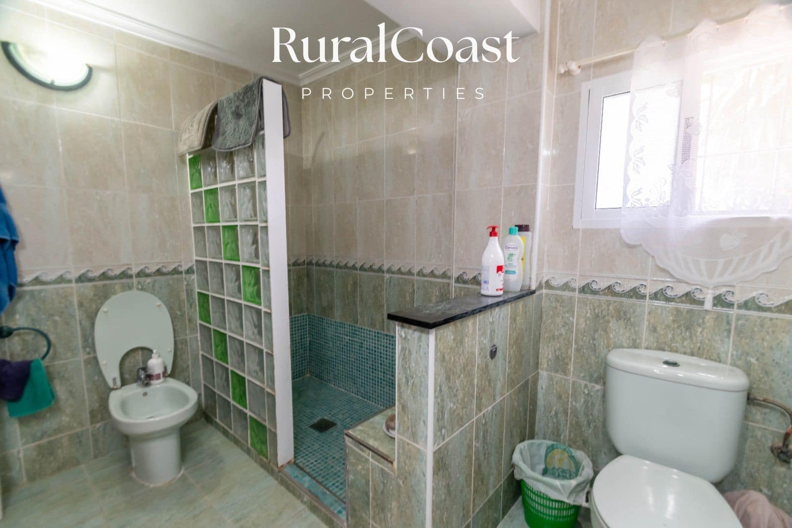 3 slaapkamer Villa te koop in Busot met garage - € 260.000 (Ref: 7664060)