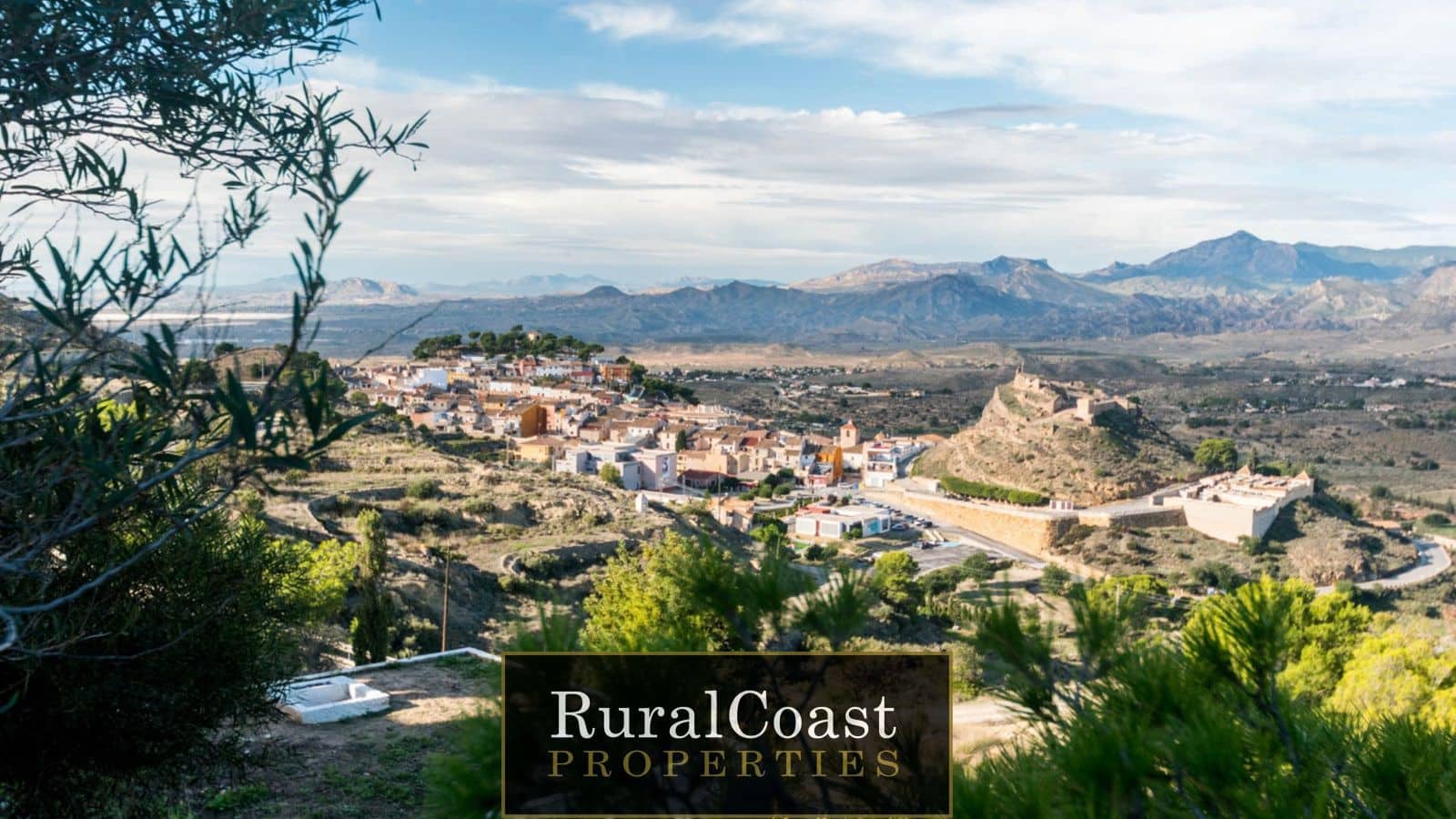 5 slaapkamer Villa te koop in Busot met zwembad garage - € 1.285.000 (Ref: 7682792)