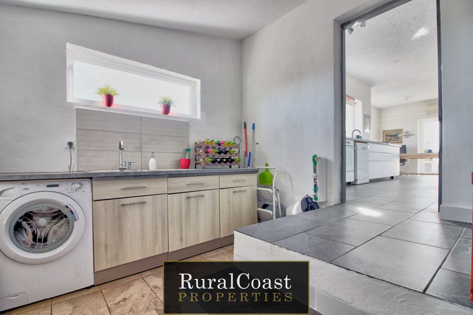 5 slaapkamer Villa te koop in Busot met zwembad garage - € 1.285.000 (Ref: 7682792)