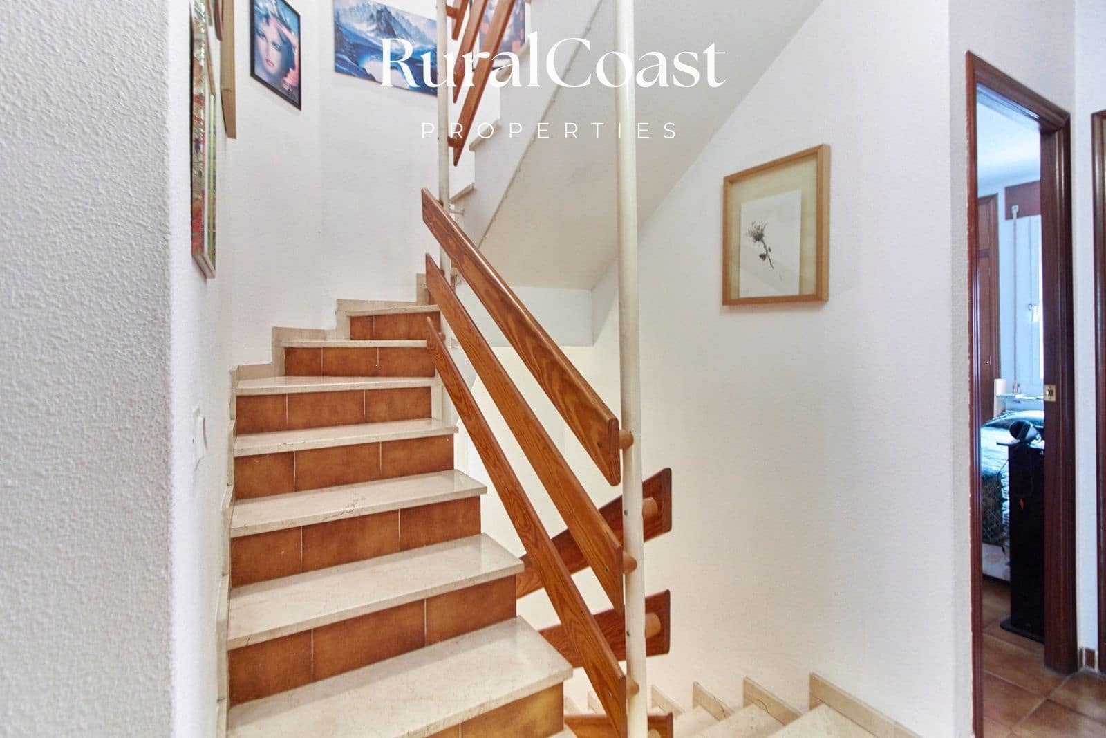 5 sypialnia Bungalow na sprzedaż w Miasto Alicante / Alacant z basenem garażem - 499 000 € (Ref: 7876823)