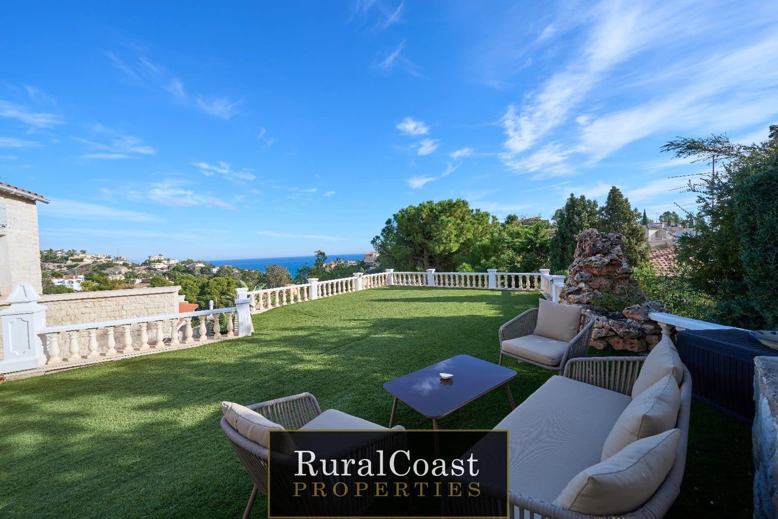 3 soveværelse Villa til salg i Coveta Fuma med swimmingpool - € 795.000 (Ref: 7961128)