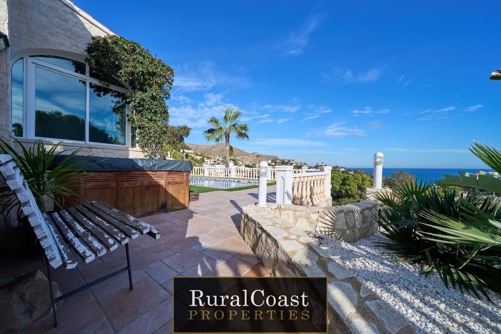 3 soveværelse Villa til salg i Coveta Fuma med swimmingpool - € 795.000 (Ref: 7961128)