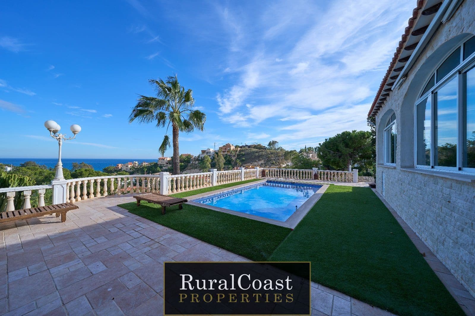 3 soveværelse Villa til salg i Coveta Fuma med swimmingpool - € 795.000 (Ref: 7961128)