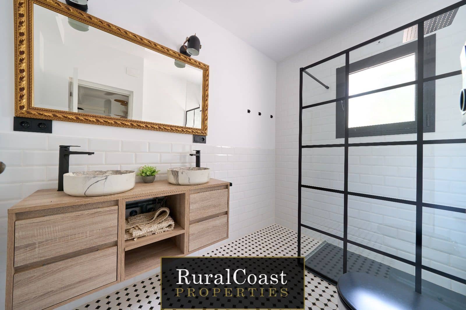 3 soveværelse Villa til salg i Coveta Fuma med swimmingpool - € 795.000 (Ref: 7961128)