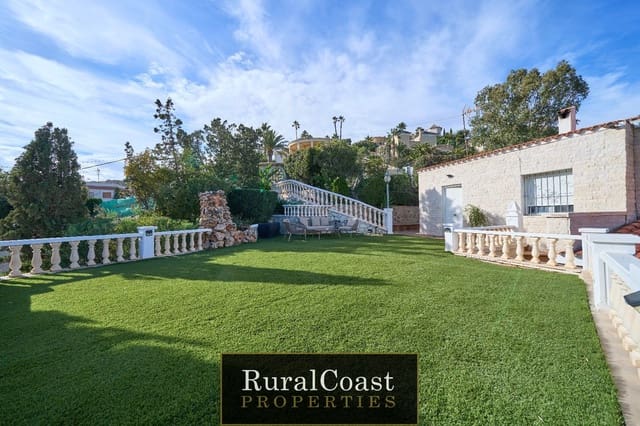 3 slaapkamer Villa te koop in Coveta Fuma, El Campello met zwembad - € 795.000 (Ref: 7961128)