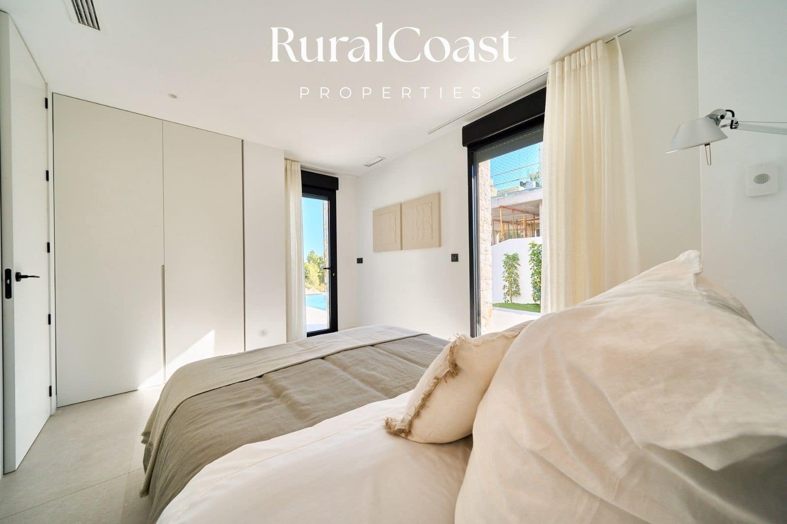 3 soverom Villa til salgs i Polop med svømmebasseng garasje - € 860 000 (Ref: 8044908)