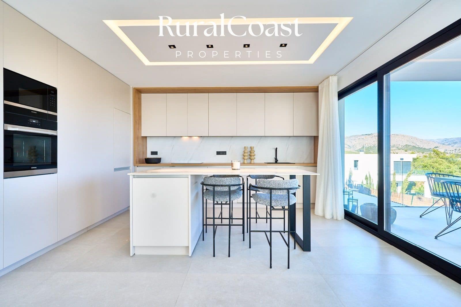 3 soverom Villa til salgs i Polop med svømmebasseng garasje - € 860 000 (Ref: 8044908)