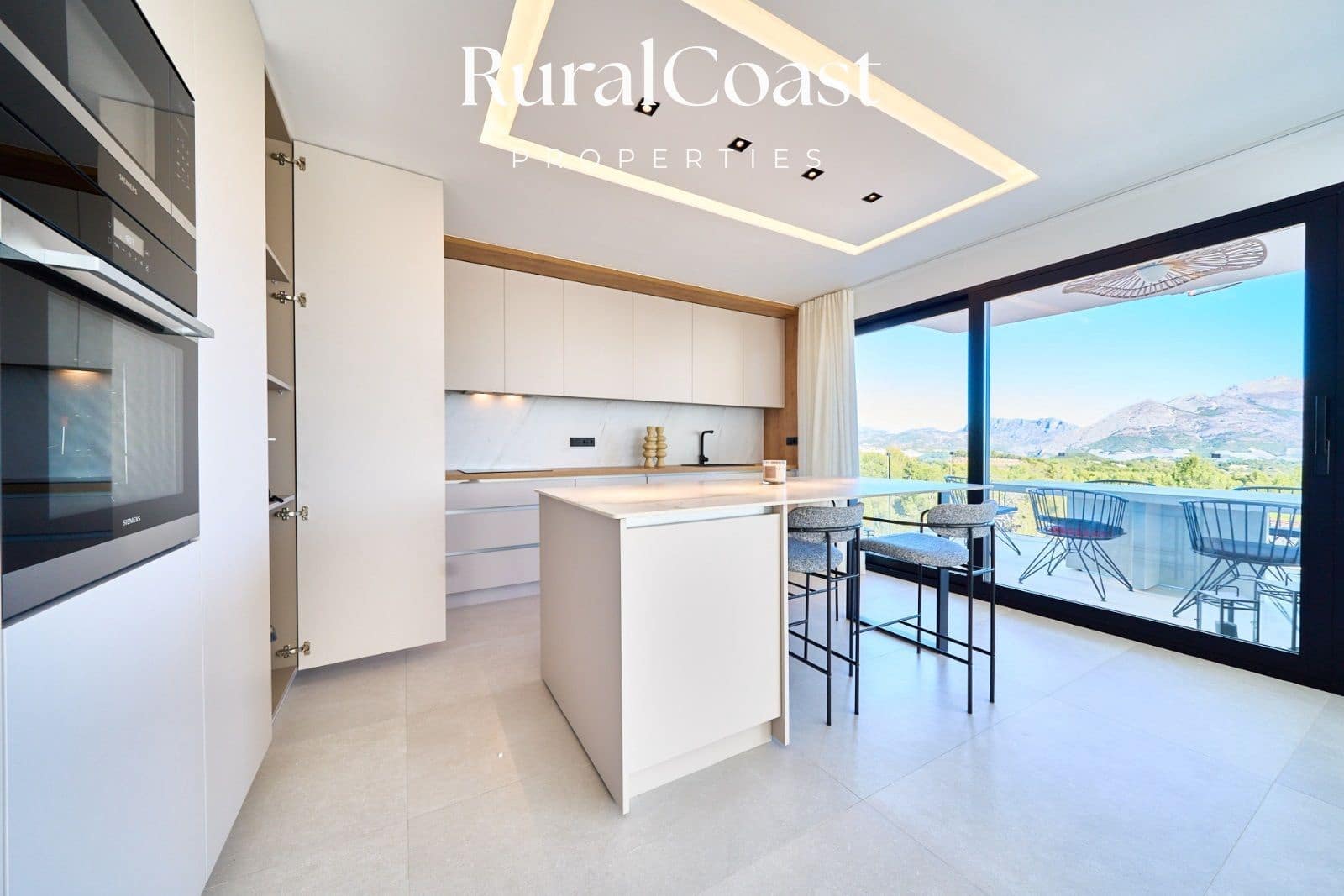 3 soverom Villa til salgs i Polop med svømmebasseng garasje - € 860 000 (Ref: 8044908)