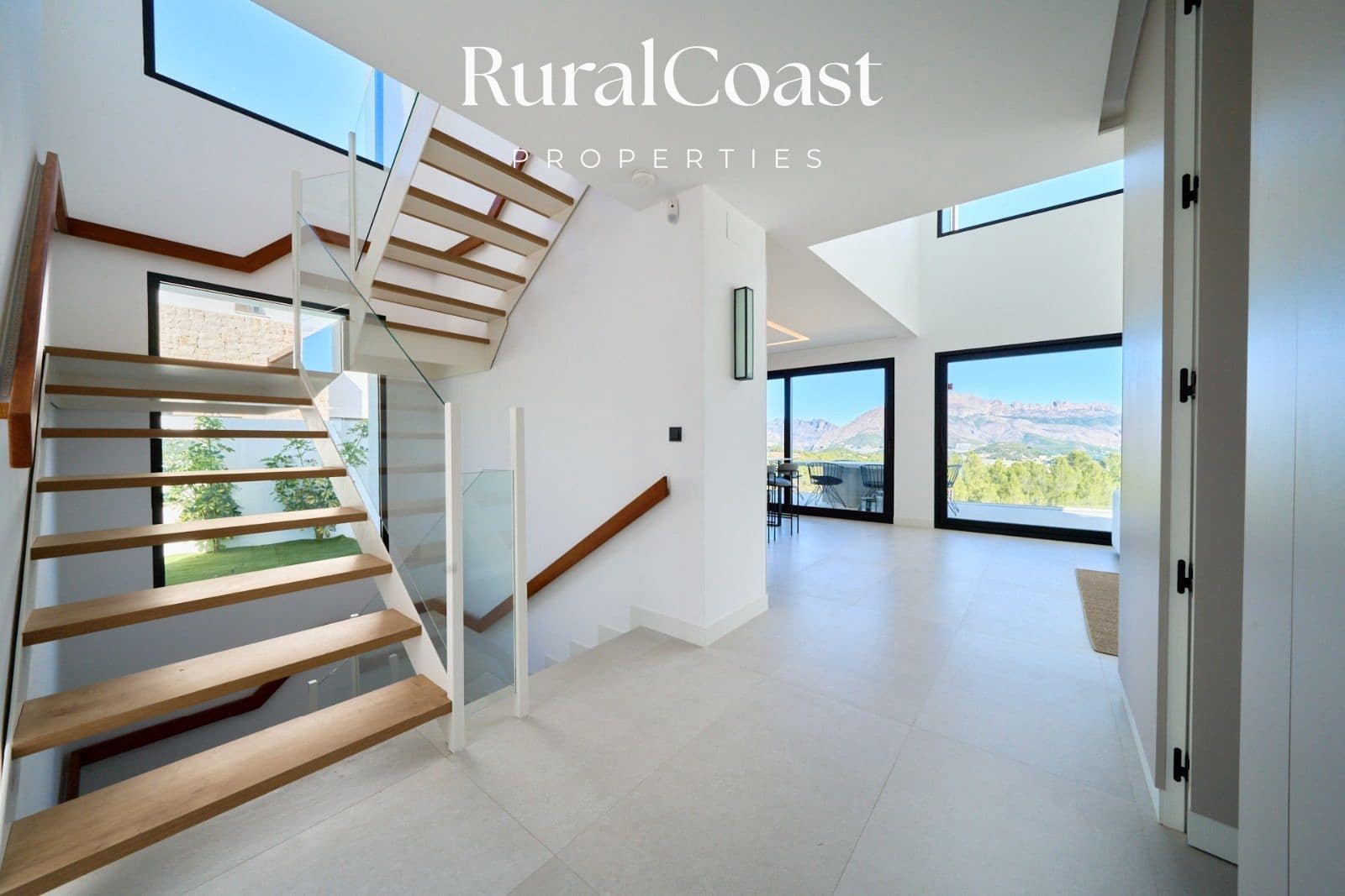 3 soverom Villa til salgs i Polop med svømmebasseng garasje - € 860 000 (Ref: 8044908)