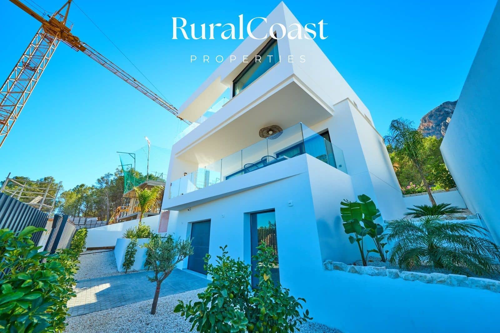 3 soverom Villa til salgs i Polop med svømmebasseng garasje - € 860 000 (Ref: 8044908)