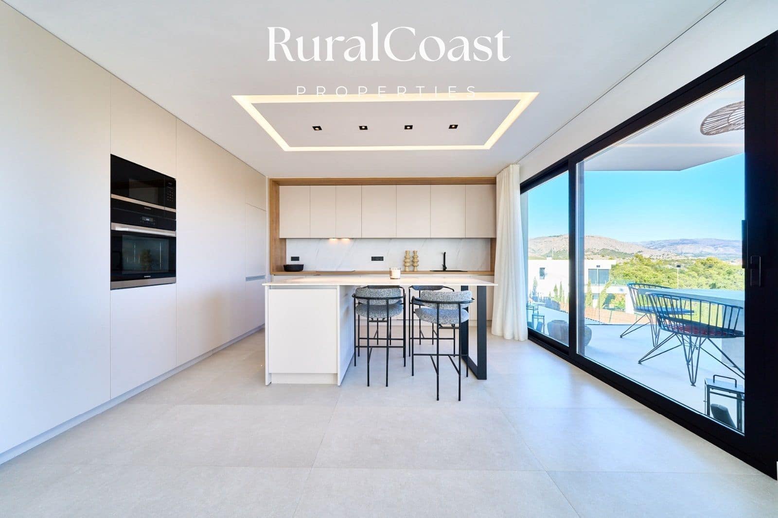 3 soverom Villa til salgs i Polop med svømmebasseng garasje - € 860 000 (Ref: 8044908)