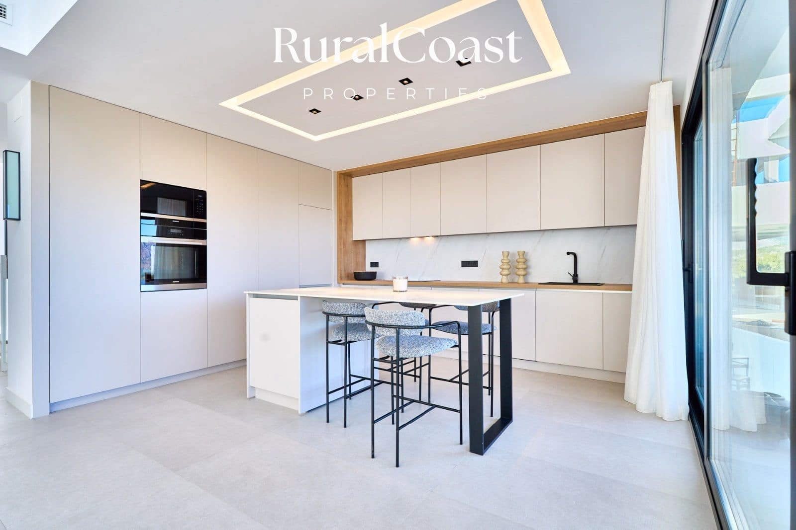 3 soverom Villa til salgs i Polop med svømmebasseng garasje - € 860 000 (Ref: 8044908)