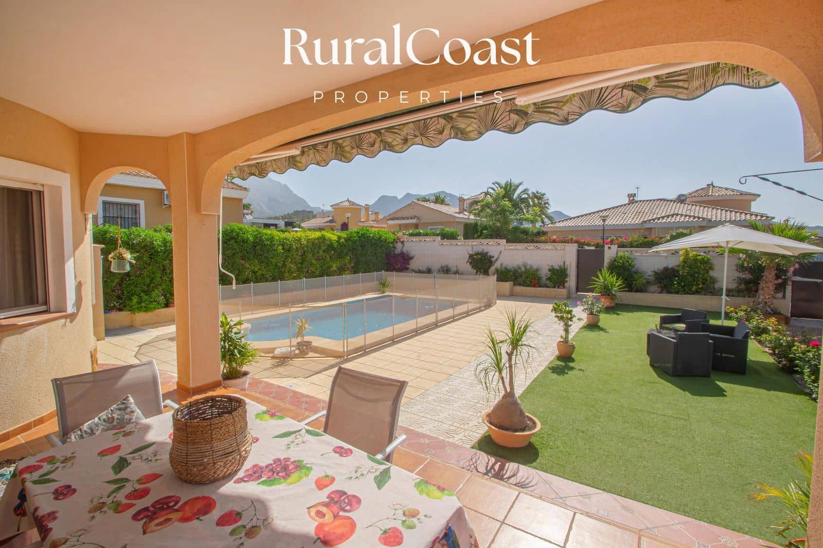 3 soverom Villa til salgs i Busot med svømmebasseng garasje - € 380 000 (Ref: 8422687)