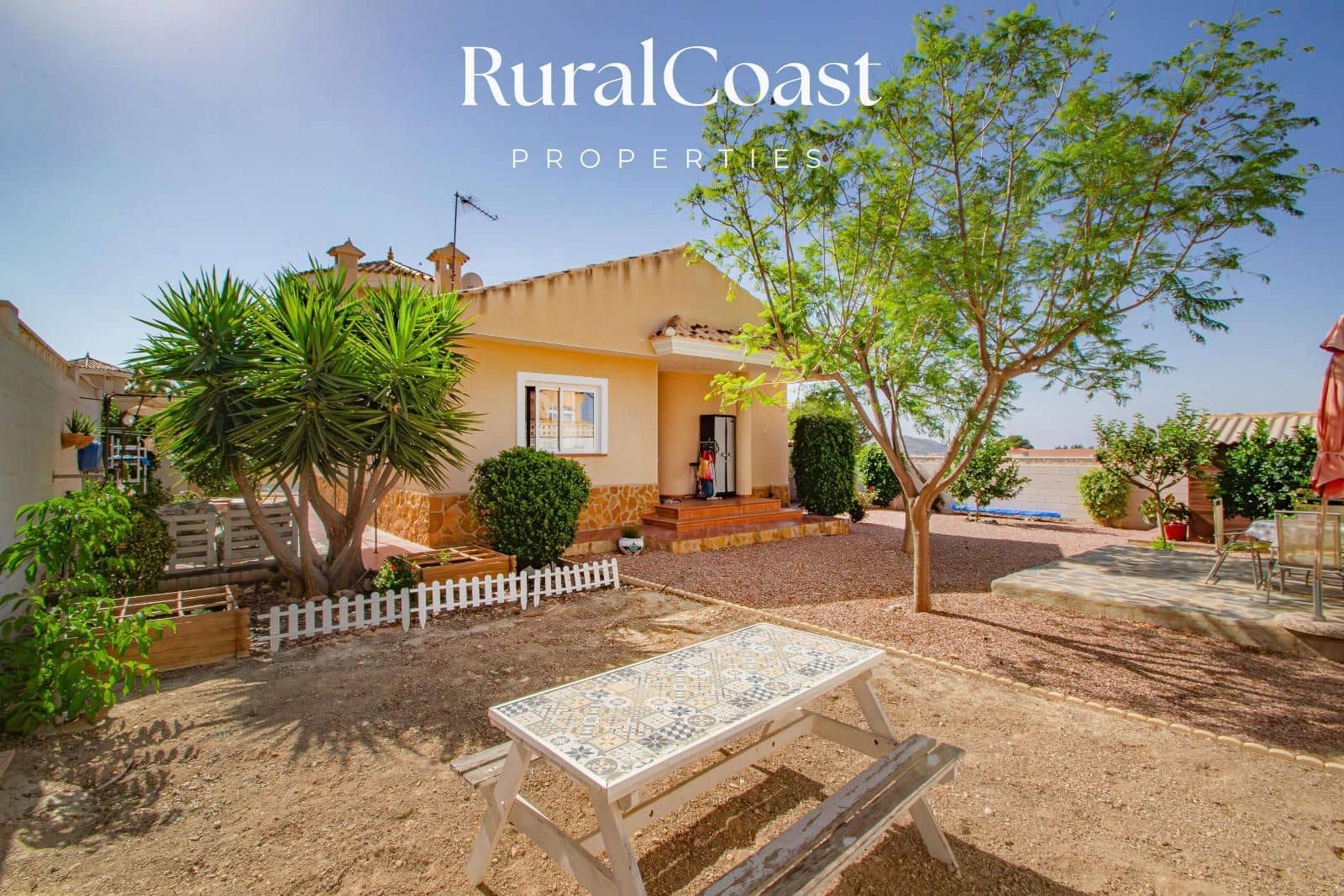 3 soverom Villa til salgs i Busot med svømmebasseng garasje - € 380 000 (Ref: 8422687)